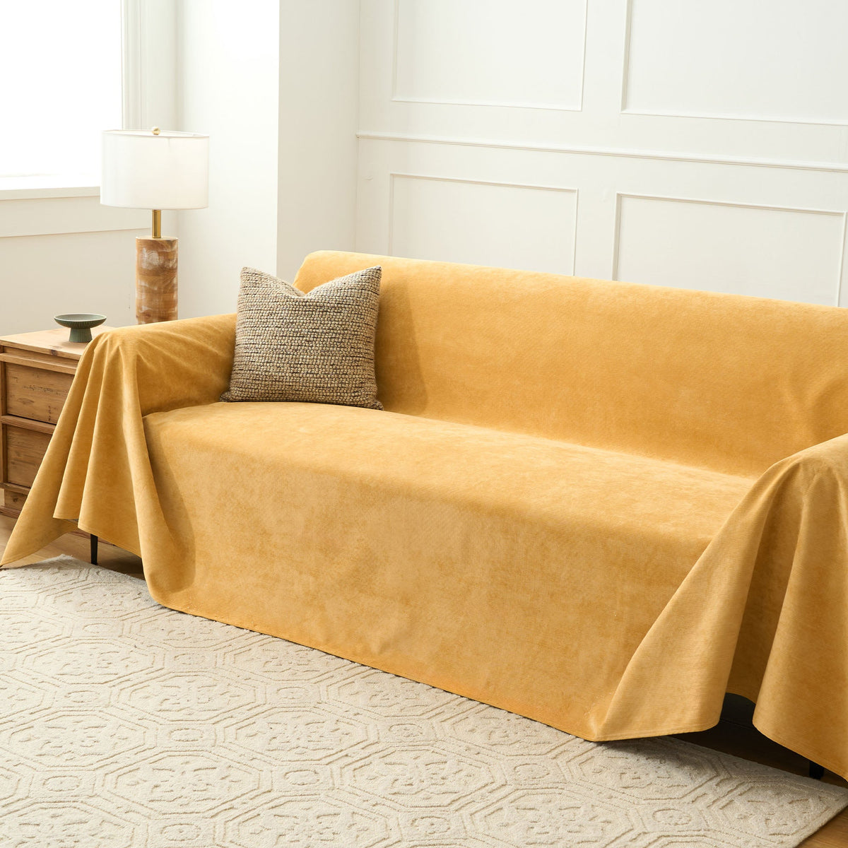 Spill-Resistant Non-Slip Sofa Cover