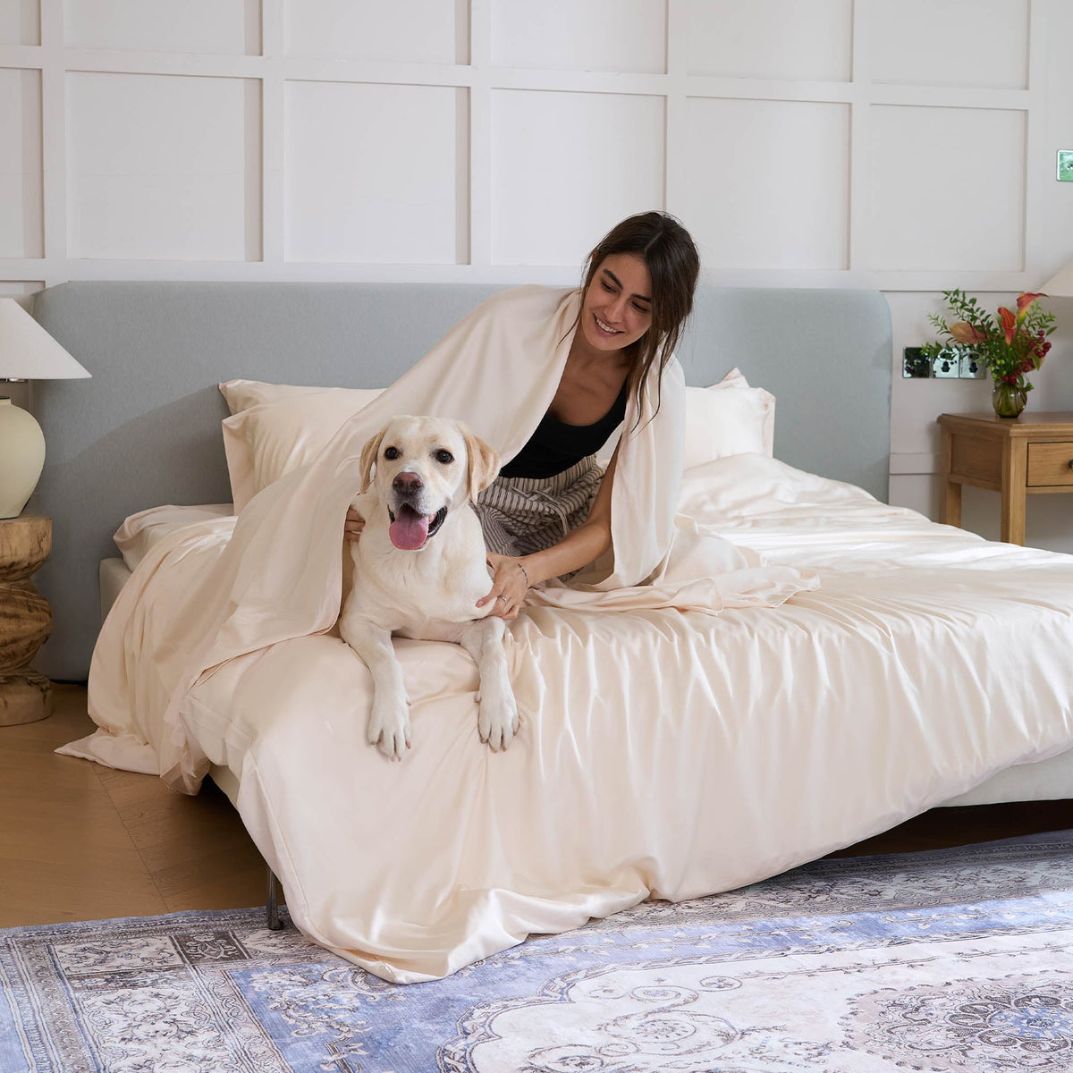 FURRFREE Bamboo Move-In Bundle - Pet Hair Repellent for Dogs/Cats Family