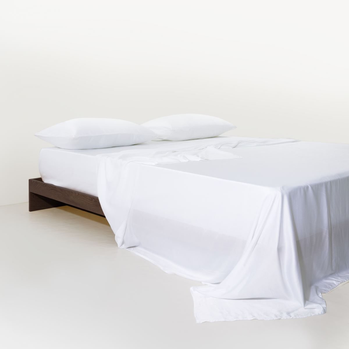 FURRFREE Bamboo Sheet Set & Duvet Cover - Pet Hair Repellent for Dogs/Cats Family