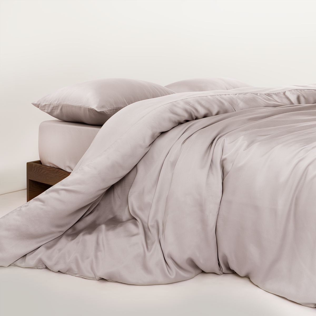 FURRFREE Bamboo Sheet Set & Duvet Cover - Pet Hair Repellent for Dogs/Cats Family