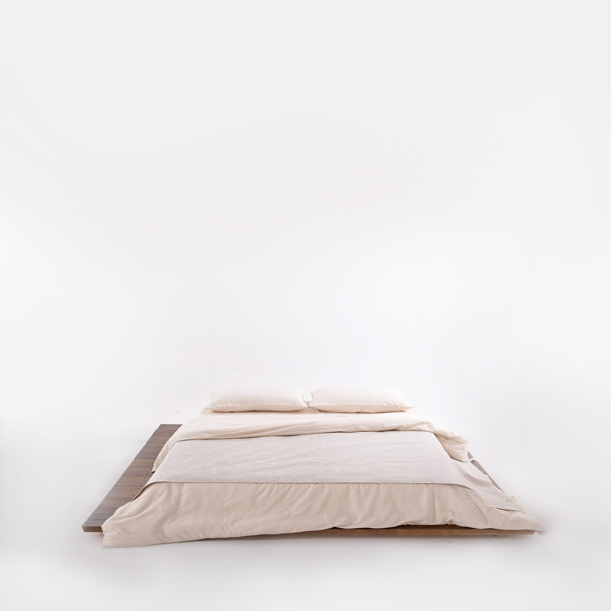 Spill-Resistant Coverlet - Scratch Resistant for Dogs/Cats Family
