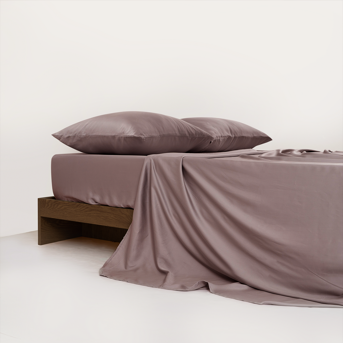 FURRFREE Bamboo Sheet Set - Pet Hair Repellent for Dogs/Cats Family
