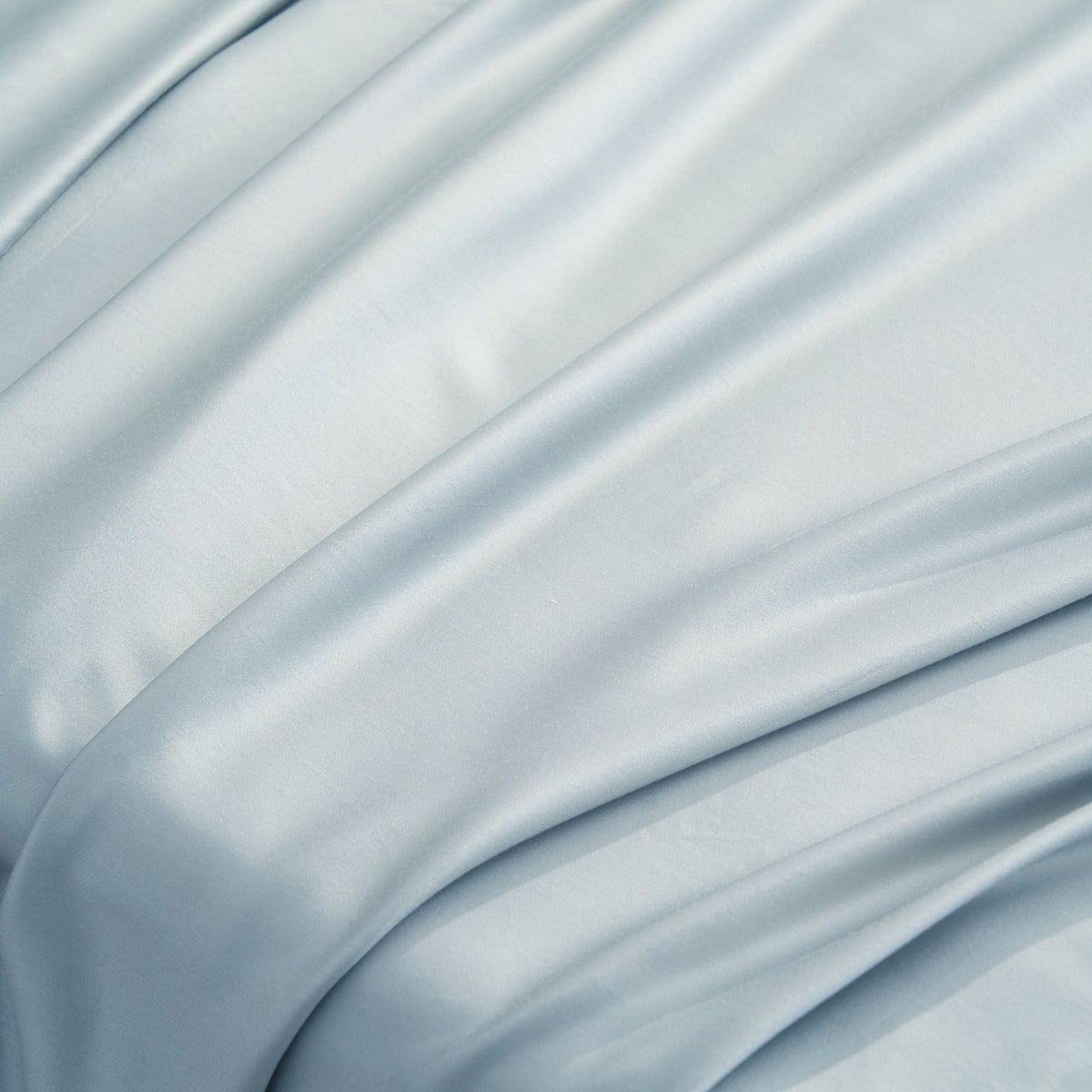 FURRFREE Bamboo Sheet Set - Pet Hair Repellent for Dogs/Cats Family