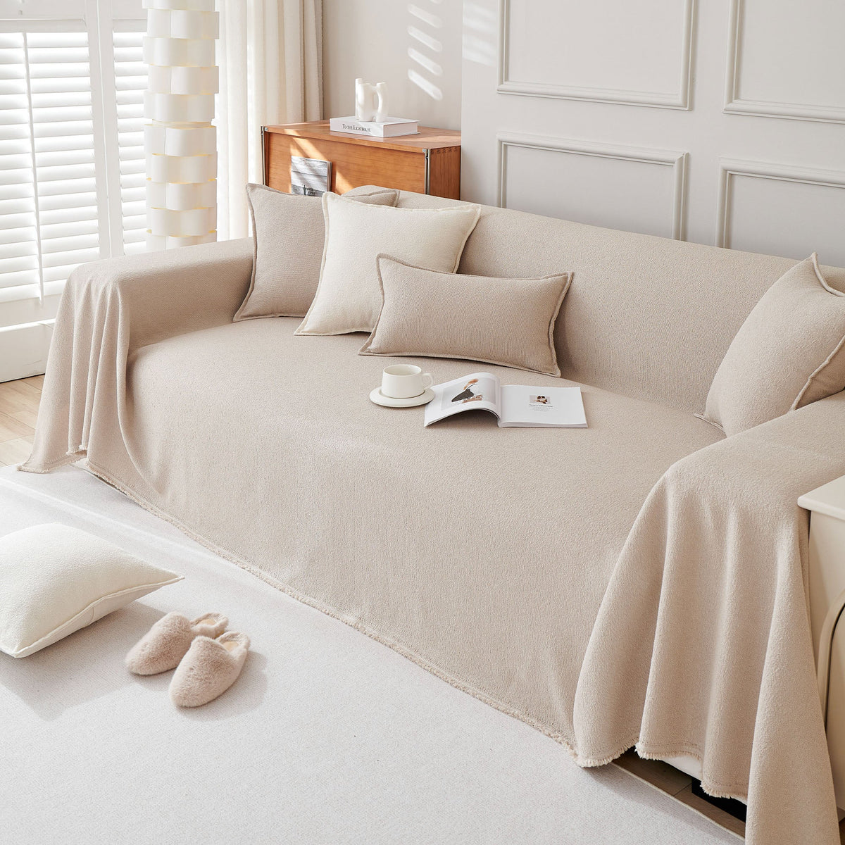 Spill-Resistant AquaLux Sofa/Couch Cover for Pet Owners