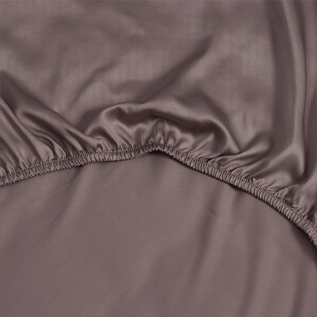 FURRFREE Bamboo Fitted Sheet - Pet Hair Repellent for Dogs/Cats Family