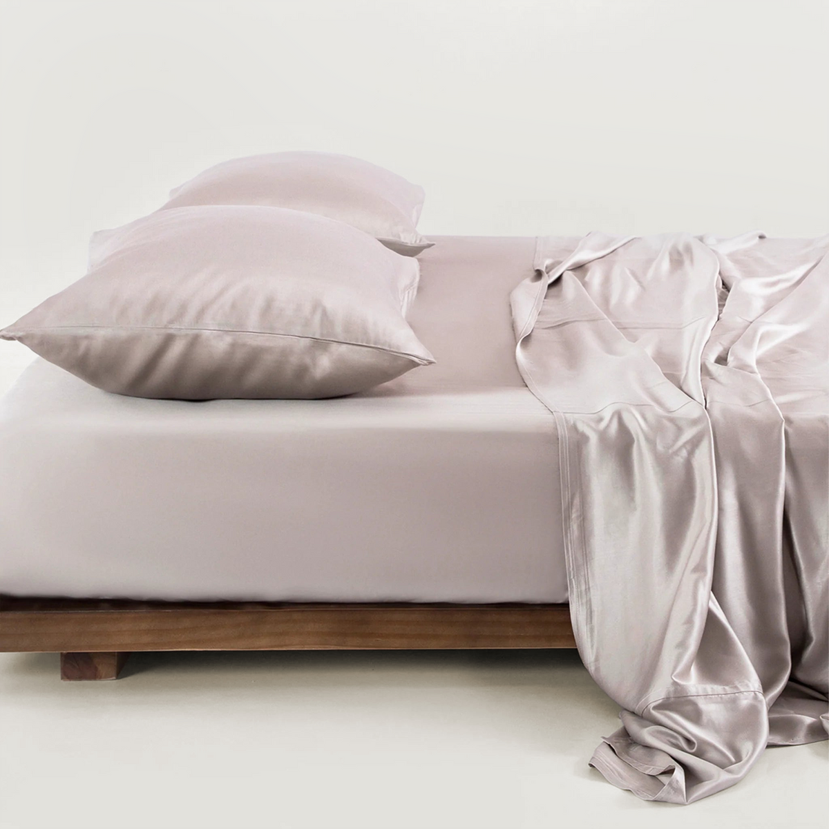 FURRFREE Bamboo Sheet Set & Duvet Cover - Pet Hair Repellent for Dogs/Cats Family