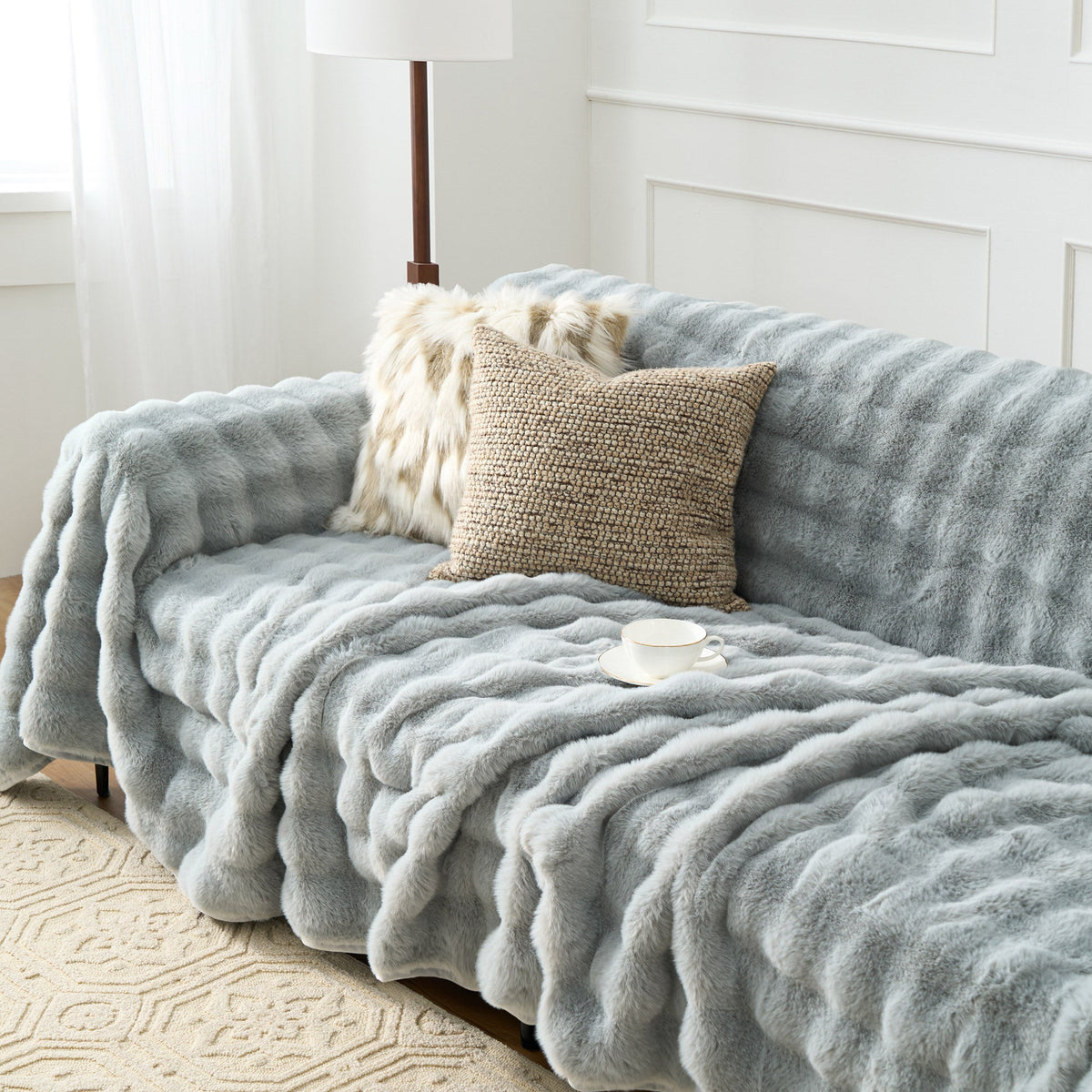 Luxe Ripple Faux Fur Sofa/Couch Cover