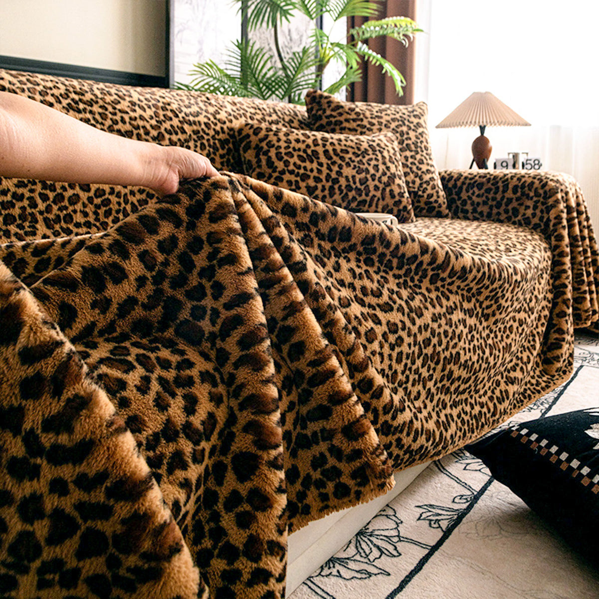 Glamour Leopard Scratch-Resistant Luxe Sofa/Couch Cover