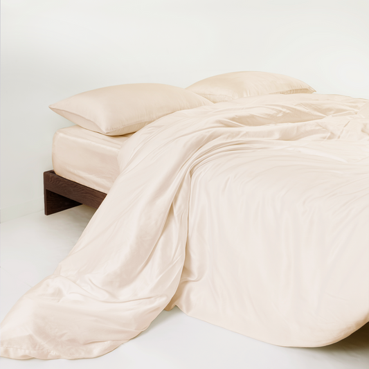 FURRFREE Bamboo Sheet Set & Duvet Cover - Pet Hair Repellent for Dogs/Cats Family