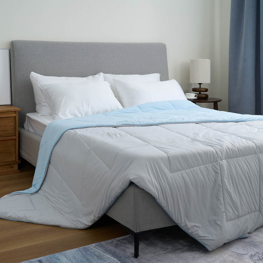 FURRFREE Super Cooling Comforter 2.0 Advanced Cool & Pet Hair Repellent Bedding for Hot Sleepers / Pet Owners